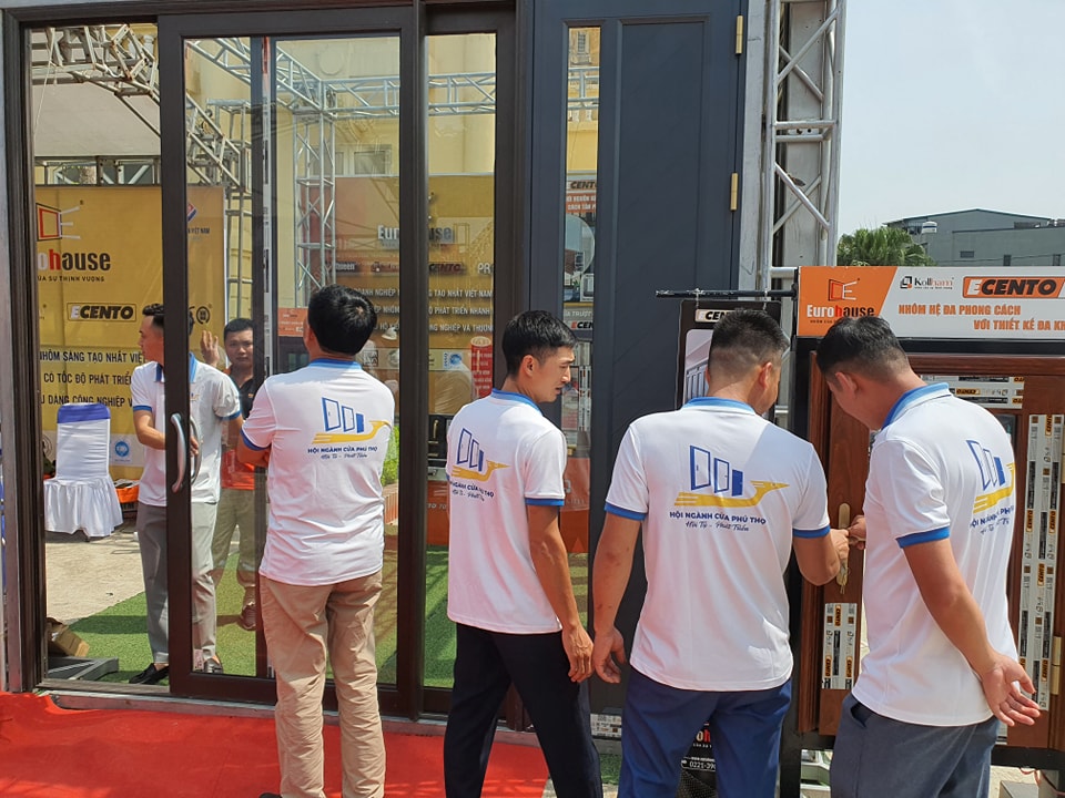 Eurohouse Tại Triển Lãm Và Lễ Ra Mắt Hội Nghành Cửa Phú Thọ