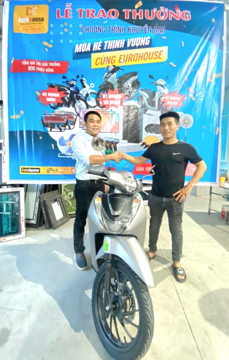 Lễ Trao Giải Đặc Biệt Xe Máy Honda SH MODE -  Chương Trình Khuyến Mại Tháng 7-2023 Cho CSSX Hán Băng - Hán Kỳ tại Lương Tài Bắc Ninh