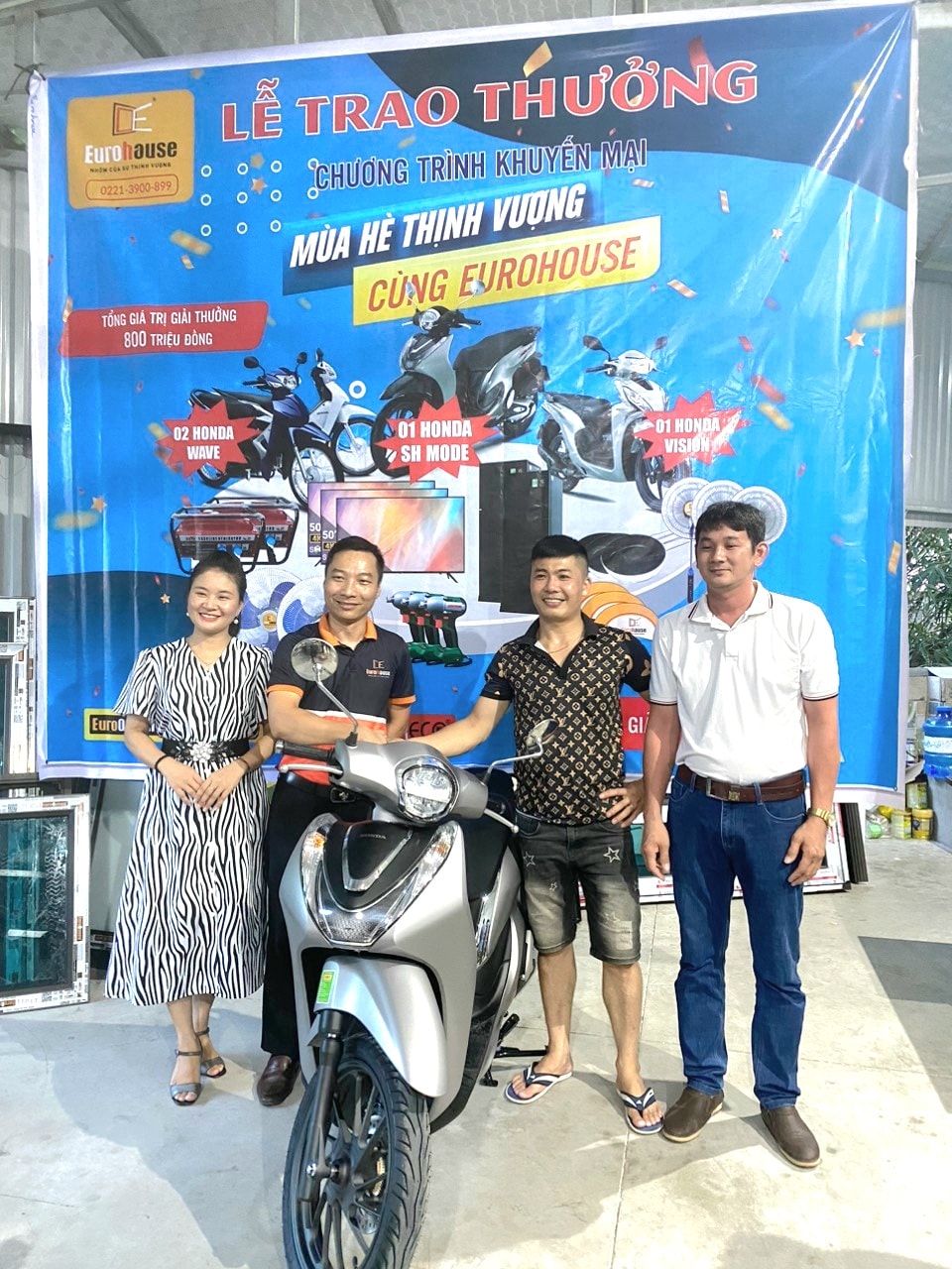 Lễ Trao Giải Đặc Biệt Xe Máy Honda SH MODE -  Chương Trình Khuyến Mại Tháng 7-2023 Cho CSSX Hán Băng - Hán Kỳ tại Lương Tài Bắc Ninh